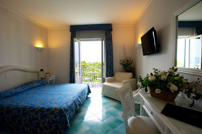 Hotel Hermitage & Park Terme - mese di Luglio - camera standard